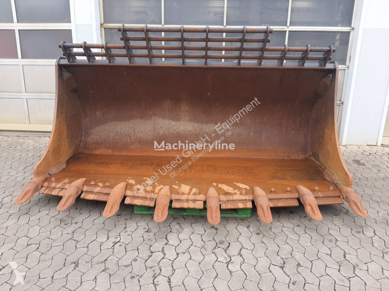 Equipamientos maquinaria OP Hitachi...