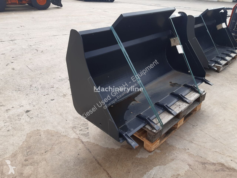 تجهيزات الأشغال العمومية Mecalac Erdbauschaufel...