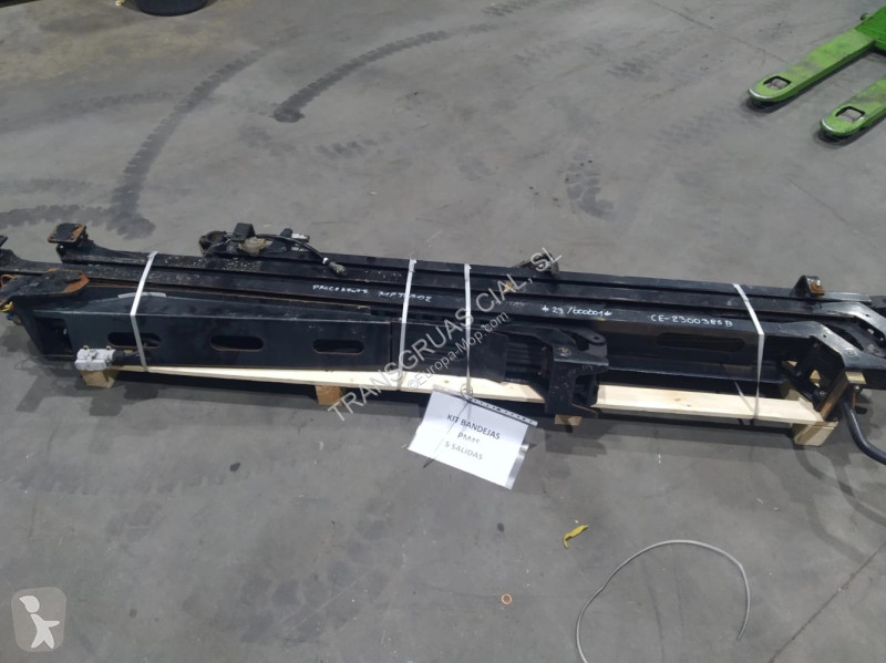 Uitrusting voor vrachtwagens PM 48025
