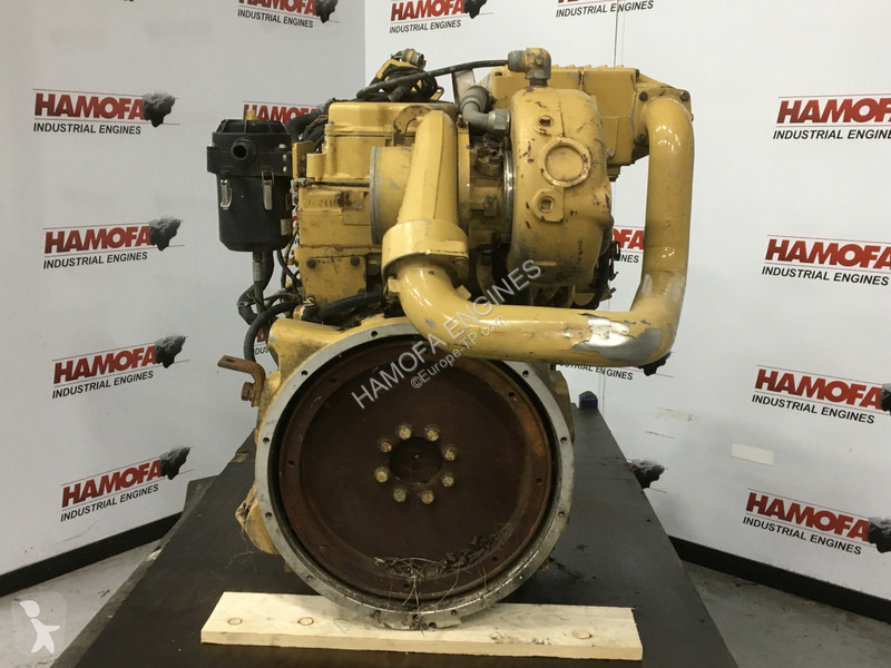 تجهيزات الأشغال العمومية Caterpillar 3196...