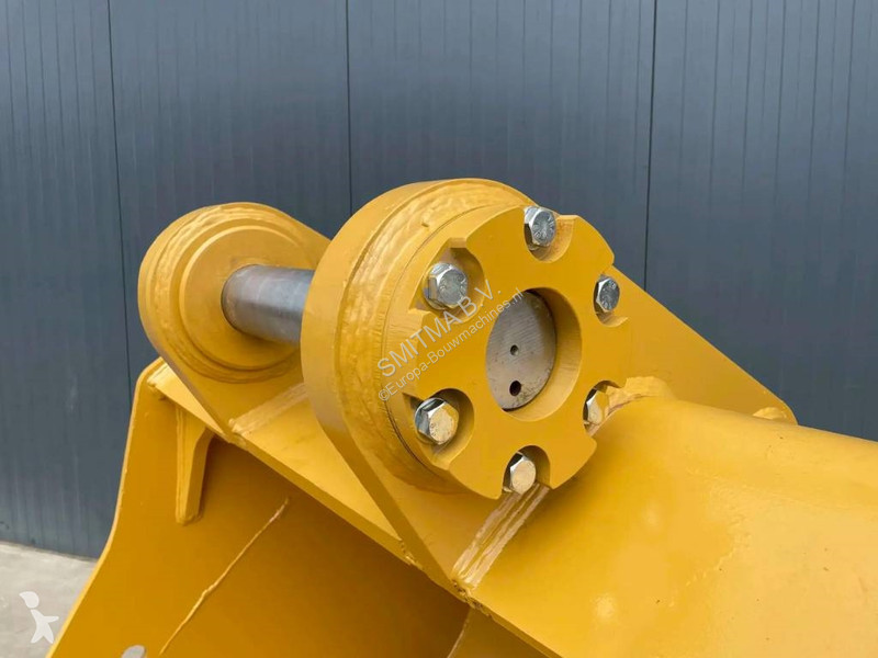 Aanbouwstukken voor bouwmachines Caterpillar...
