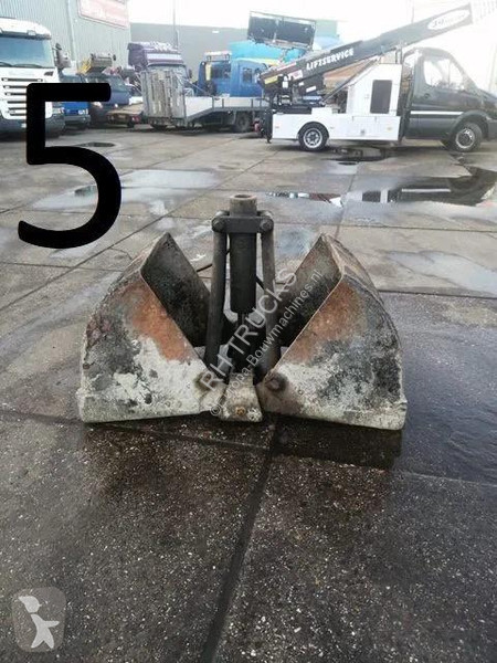 Vybavenie stavebného stroja  17X GRIJPER