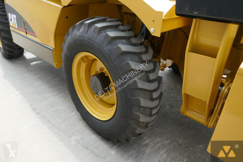 Aanbouwstukken voor bouwmachines Caterpillar...