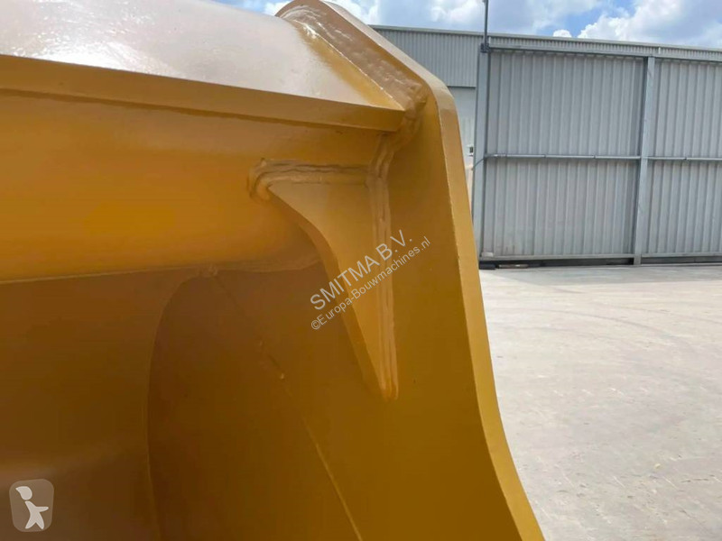 Aanbouwstukken voor bouwmachines Caterpillar...