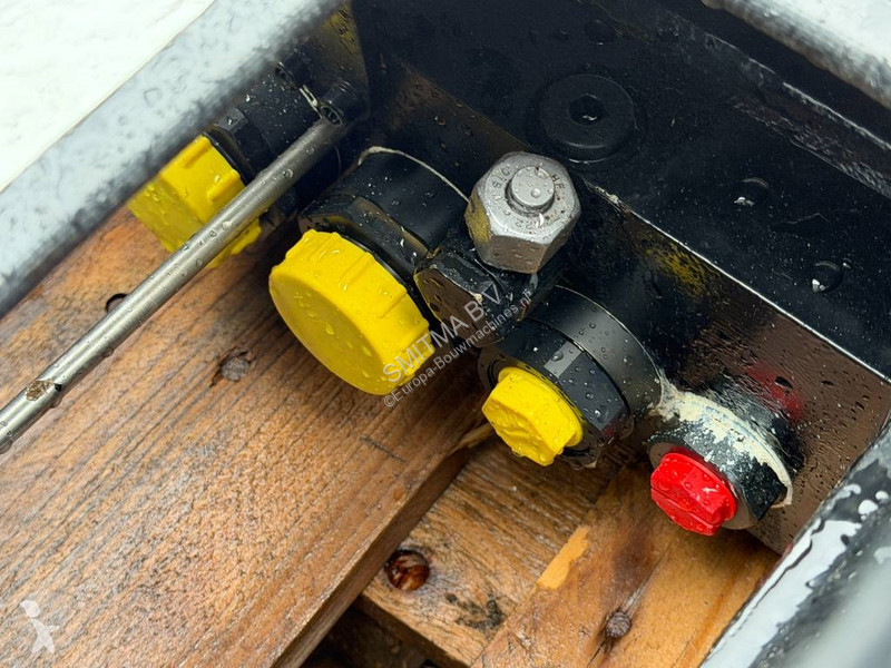 Vybavenie stavebného stroja Oilquick OQ70/55 -...
