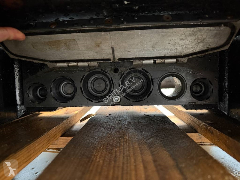 Vybavenie stavebného stroja Oilquick OQ70/55 -...