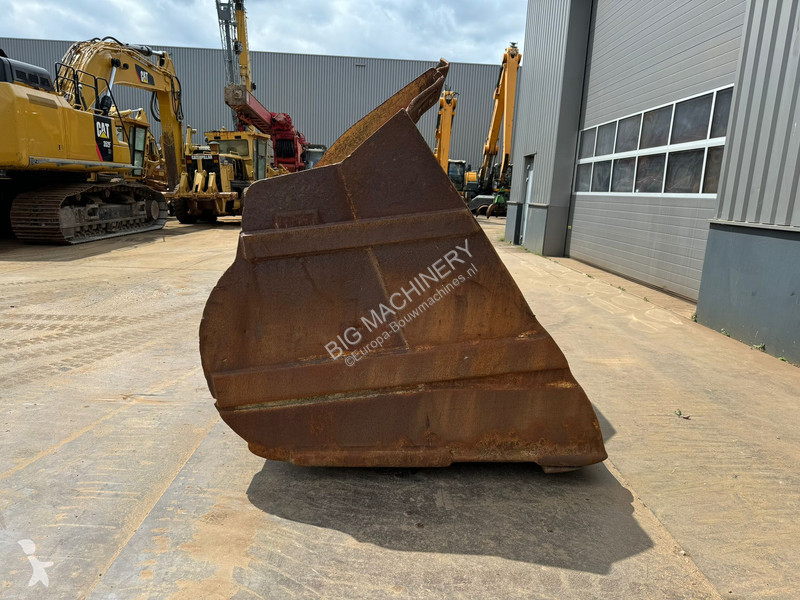 Aanbouwstukken voor bouwmachines Caterpillar...