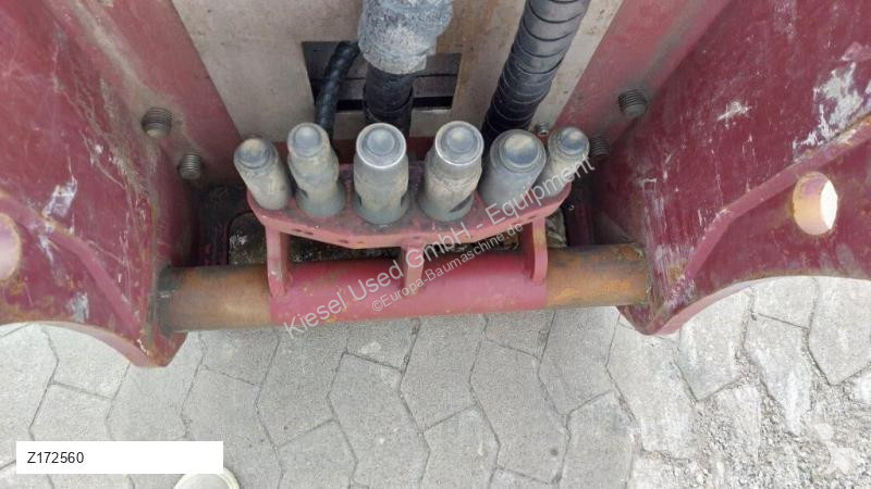 تجهيزات الأشغال العمومية Rockwheel D30