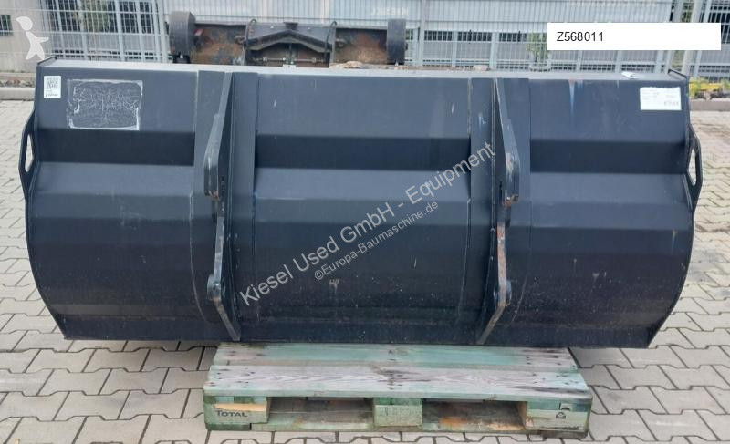 Aanbouwstukken voor bouwmachines Giant...