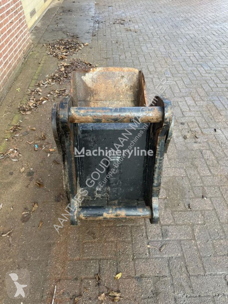 Aanbouwstukken voor bouwmachines  Godet...