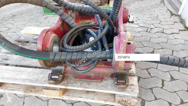 Stavební vybavení Oilquick Attache rapide...