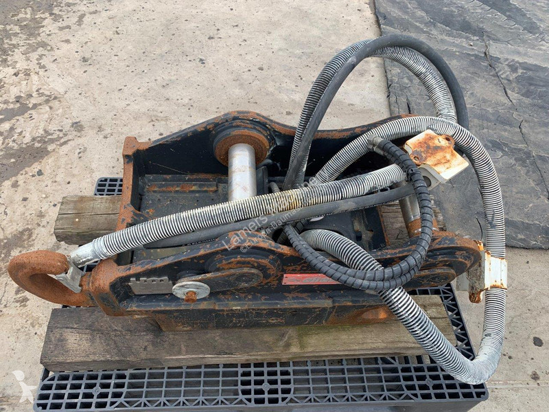 Equipamentos de obras  OQ 70