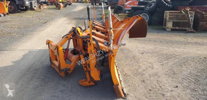 Vybavenie stavebného stroja  GVS 270 pług do...