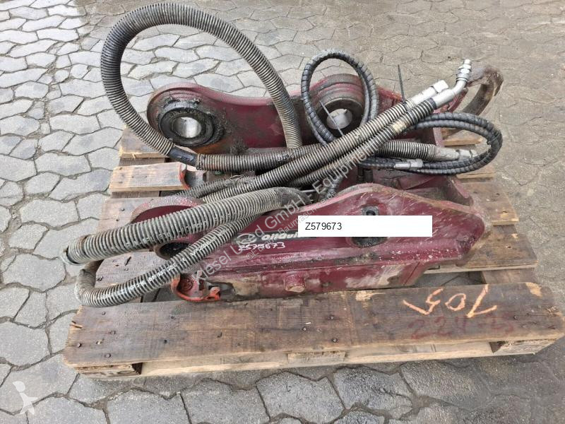 Echipamente pentru construcţii Hitachi Attache...