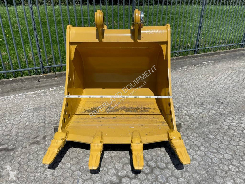 Equipamientos maquinaria OP Caterpillar 329...