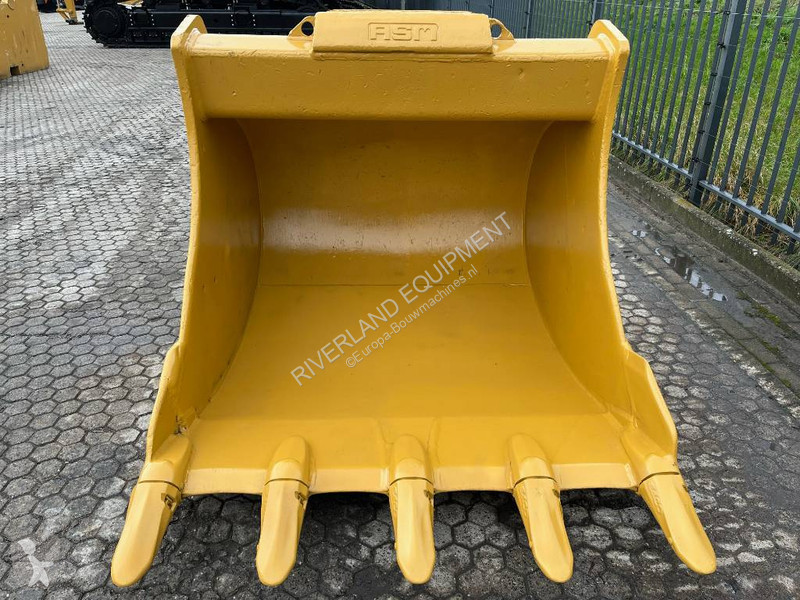 Aanbouwstukken voor bouwmachines Caterpillar...