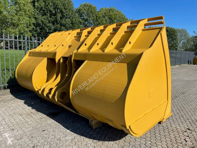 Equipamientos maquinaria OP Caterpillar Bucket