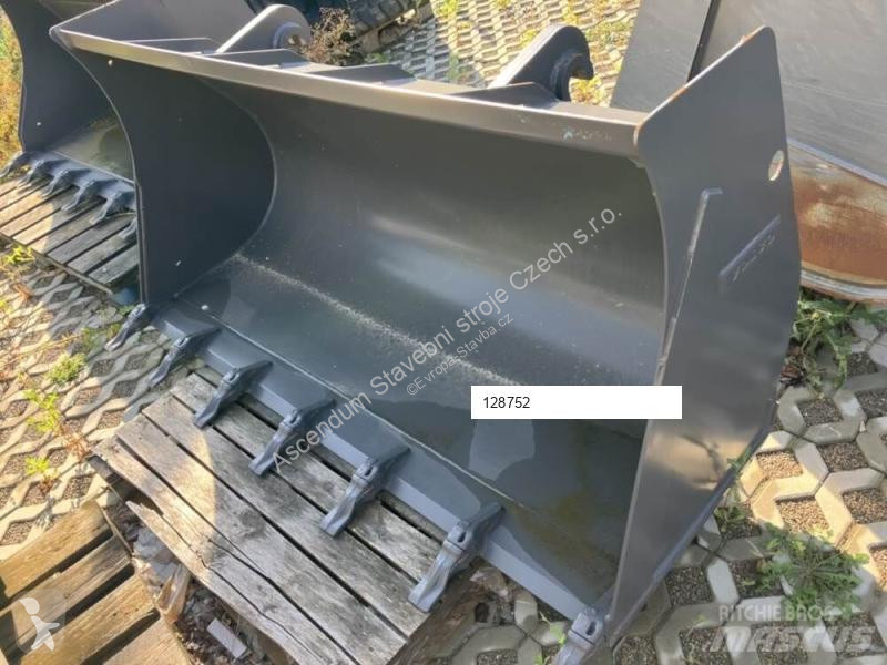 Aanbouwstukken voor bouwmachines Volvo mit...