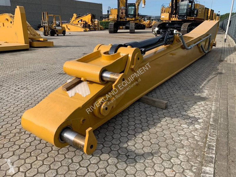 Aanbouwstukken voor bouwmachines Caterpillar...