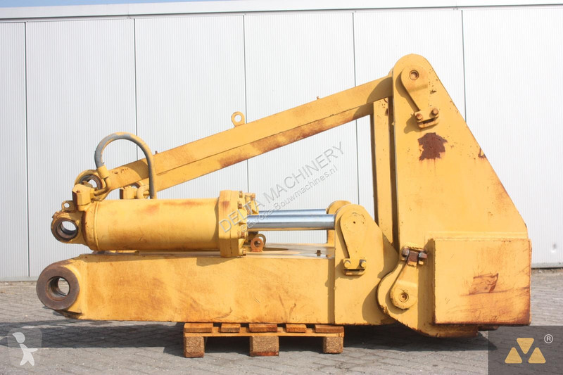 Aanbouwstukken voor bouwmachines Caterpillar...