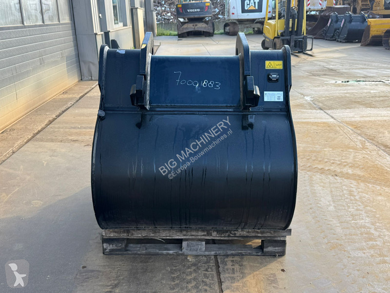 Bygg-anläggningsutrustningar Caterpillar CW40...