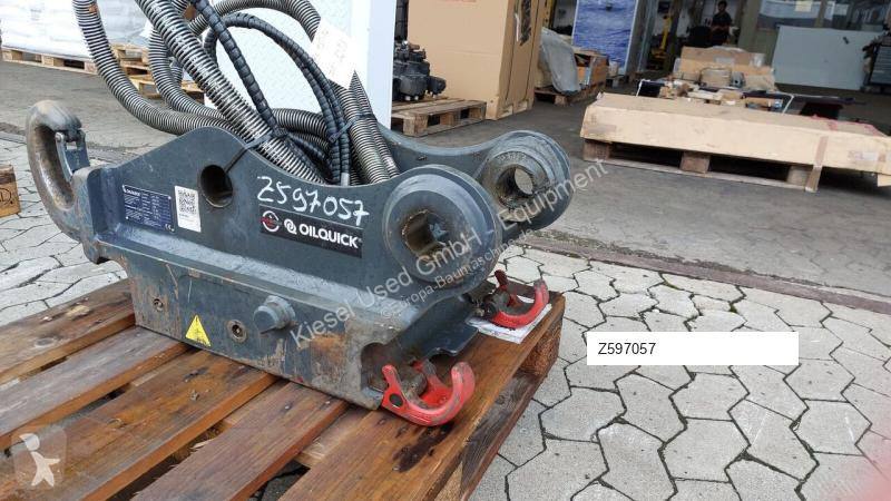 Equipamentos de obras Hitachi Attache rapide...