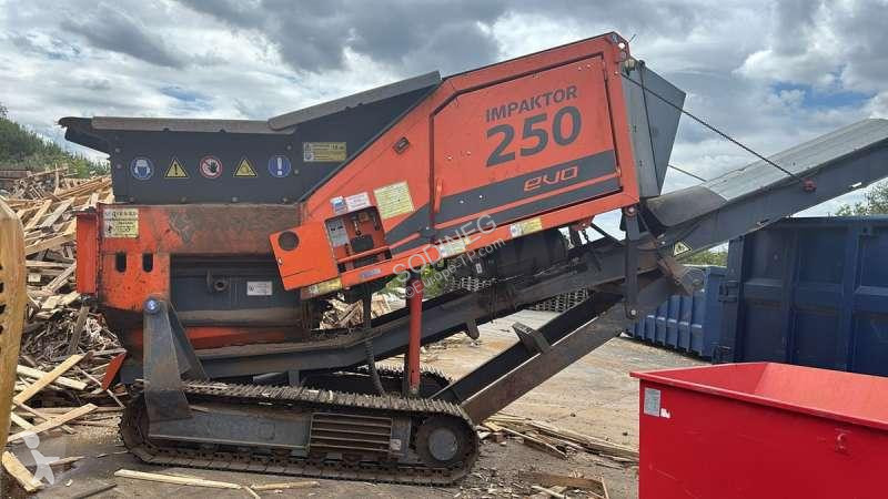 Equipamientos maquinaria OP Arjes  IMPAKTOR 250