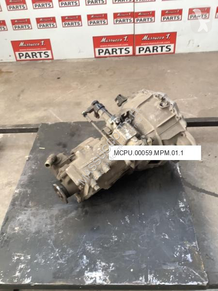 Aanbouwstukken voor bouwmachines Nissan Boîte...
