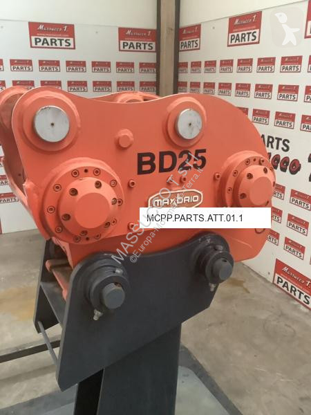 Aanbouwstukken voor bouwmachines  Attache...