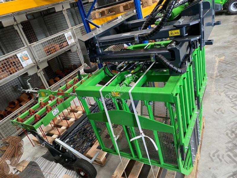 Stavební vybavení   Greenpacker AVANT 295-335 cm
