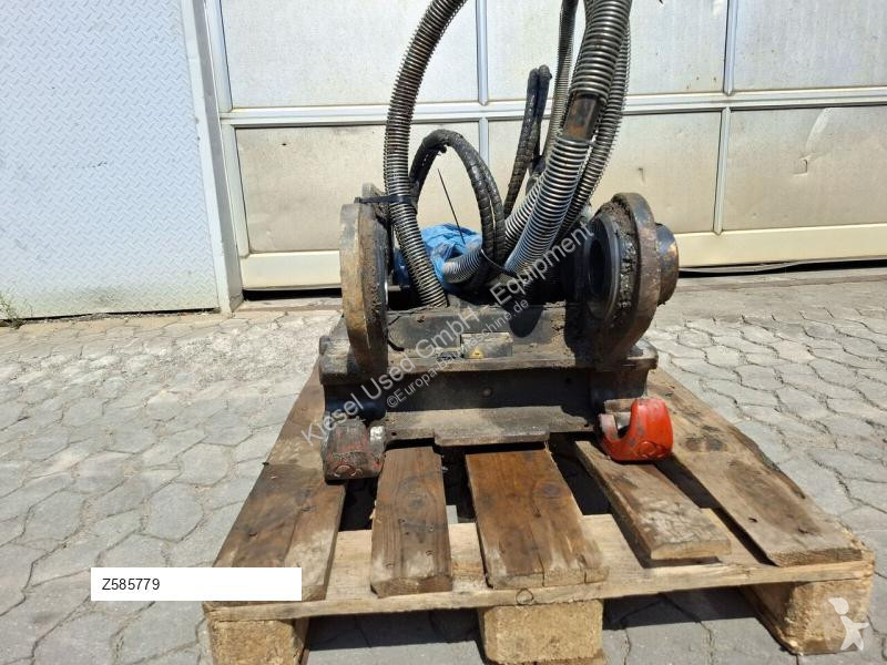 تجهيزات الأشغال العمومية Hitachi Attache rapide...