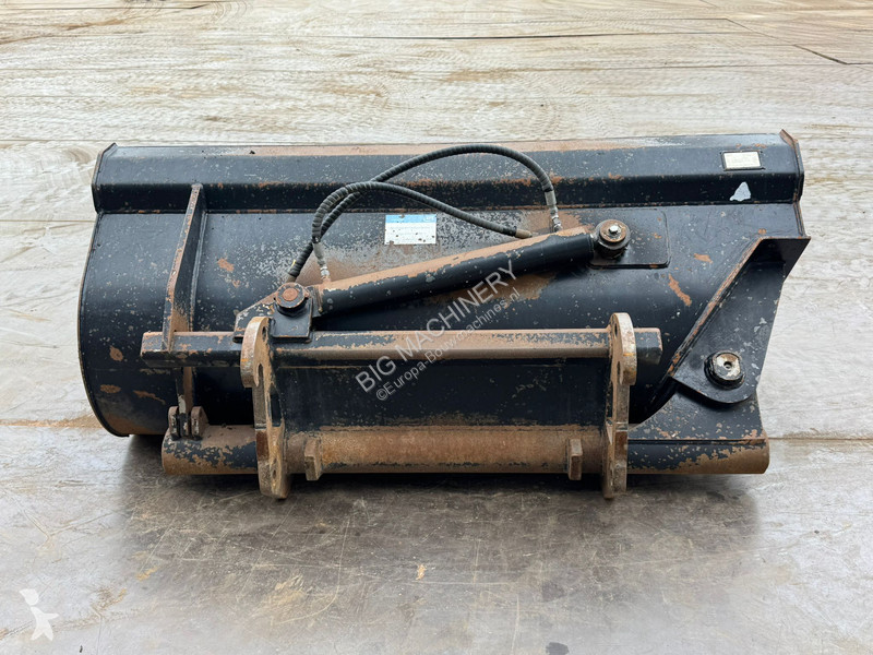Aanbouwstukken voor bouwmachines  Side-Tilting...