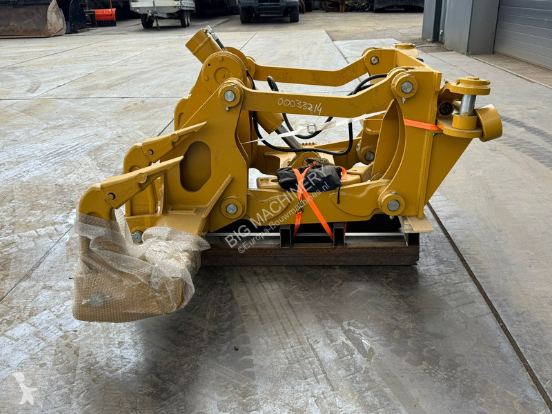 Equipamientos maquinaria OP Caterpillar 12M-2...