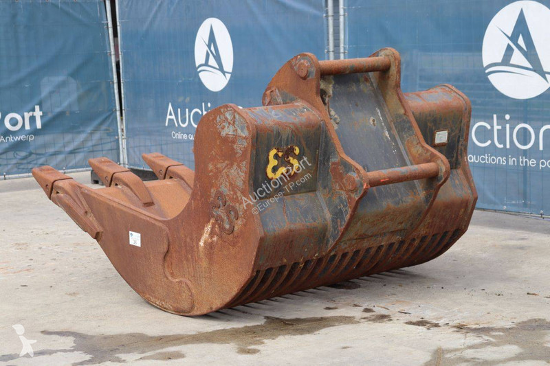 Echipamente pentru construcţii Eurosteel...