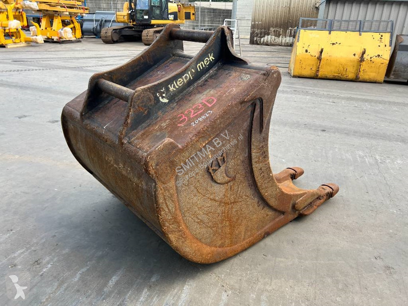 Equipamentos de obras  MEK S70