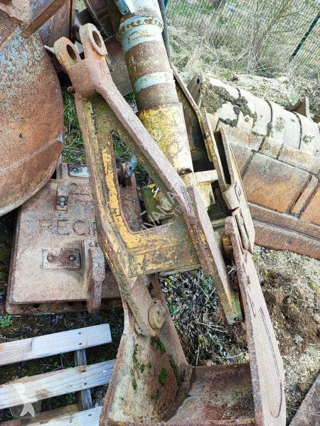 Vybavenie stavebného stroja  S60 ou Sans Attache -