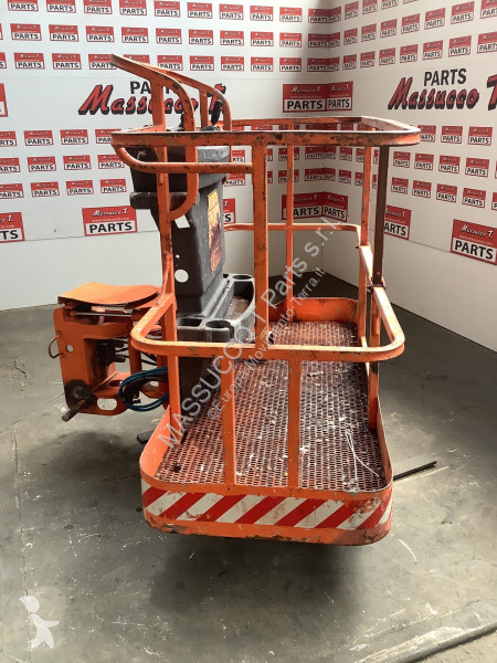 Vybavenie stavebného stroja  JLG LIFT 450 AJ