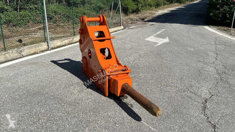 Vybavenie stavebného stroja  NPK-GH-10