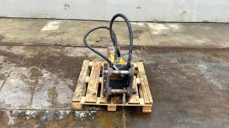 Vybavenie stavebného stroja  HP200
