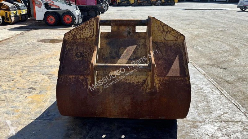 Vybavenie stavebného stroja  S80