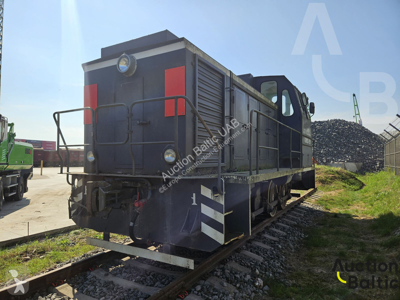 Vybavenie stavebného stroja  TGM 23 B