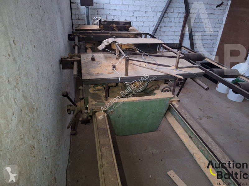 Vybavenie stavebného stroja  ends trimming machine