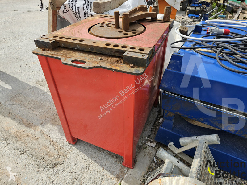 Vybavenie stavebného stroja  R36