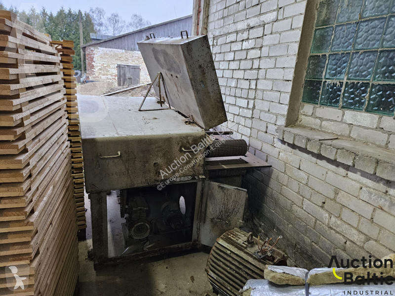 Vybavenie stavebného stroja  machine