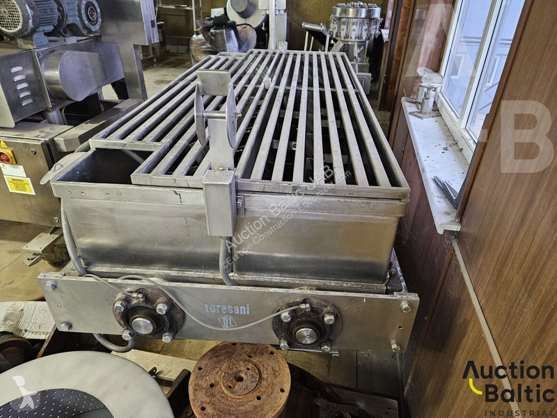 Vybavenie stavebného stroja  mixer