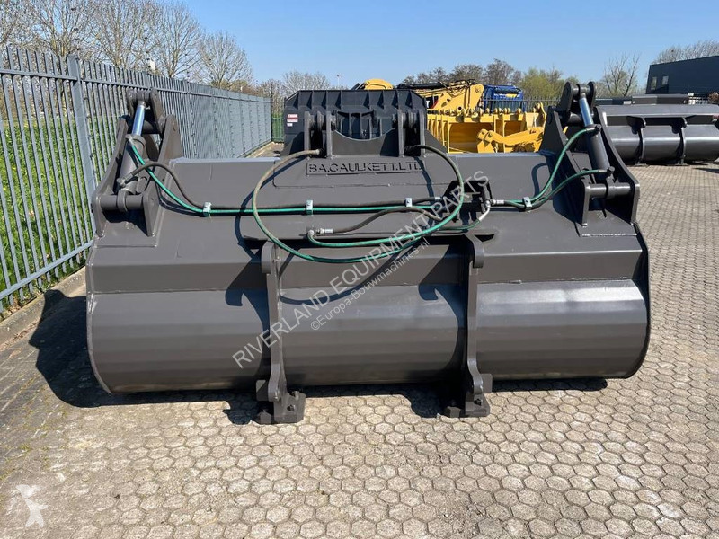 تجهيزات الأشغال العمومية Volvo L110 clamp...