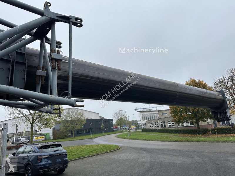تجهيزات الأشغال العمومية Liebherr