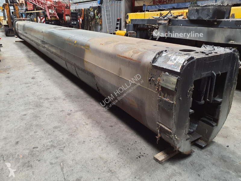 تجهيزات الأشغال العمومية Liebherr