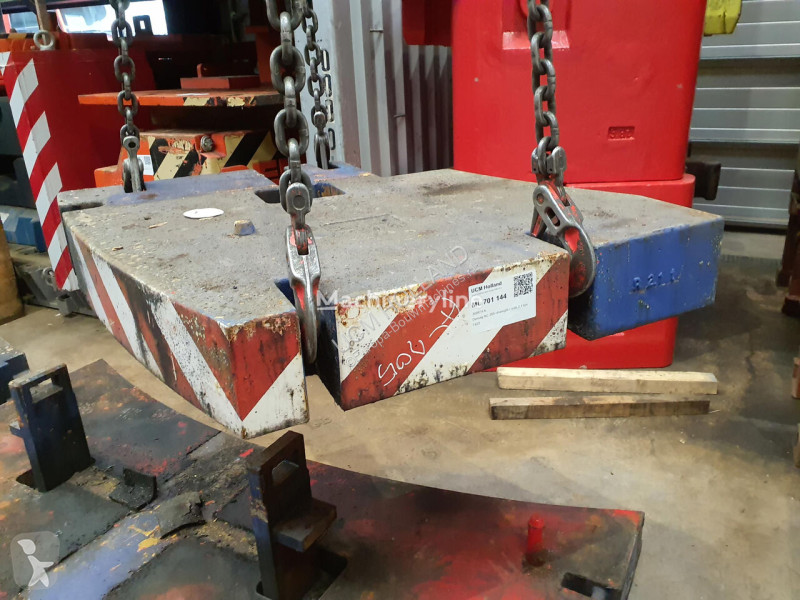 تجهيزات الأشغال العمومية Terex AC 205...