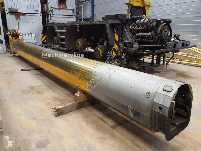 تجهيزات الأشغال العمومية Liebherr